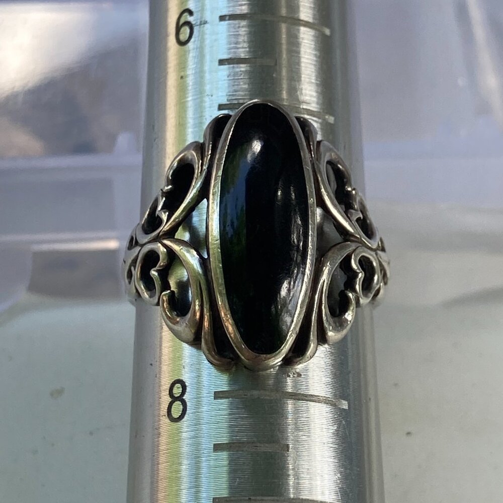 Pretty Kabana onyx gem in filigreed sterling silver bezel setting - Picture 9 of 9
